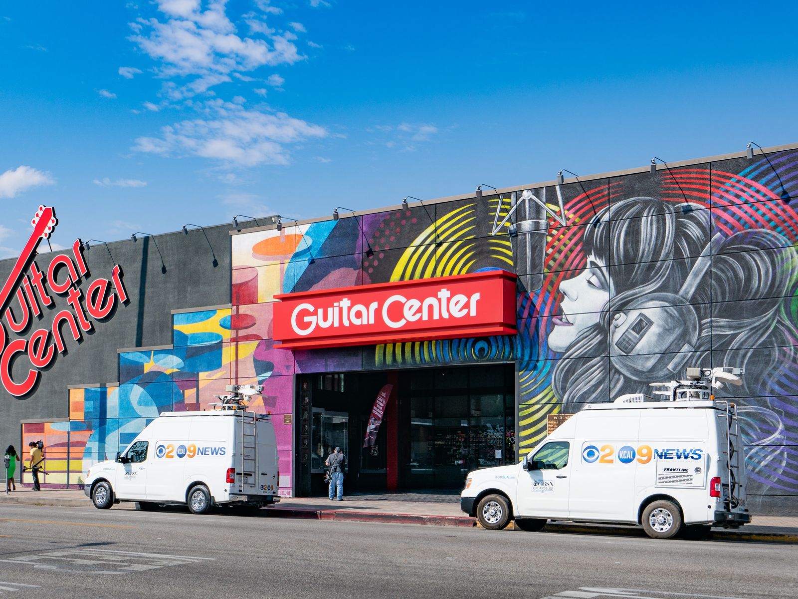 Guitar center going out outlet of business 2020