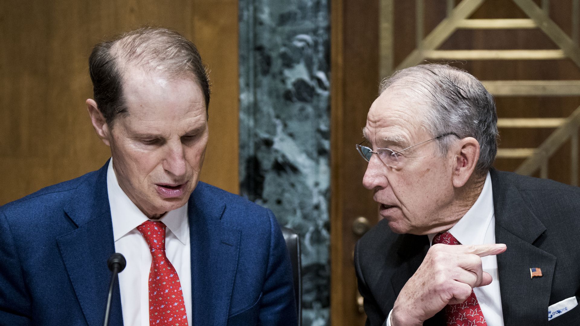 Sens. Ron Wyden and Chuck Grassley