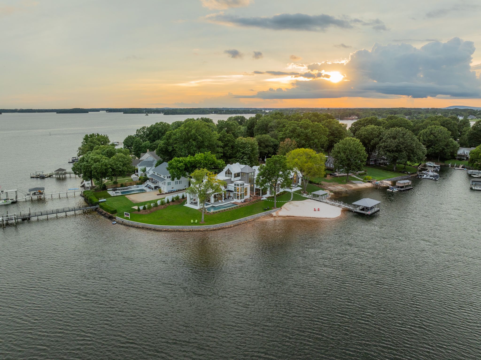 Best new build axios charlotte 2024 home of the year finalist