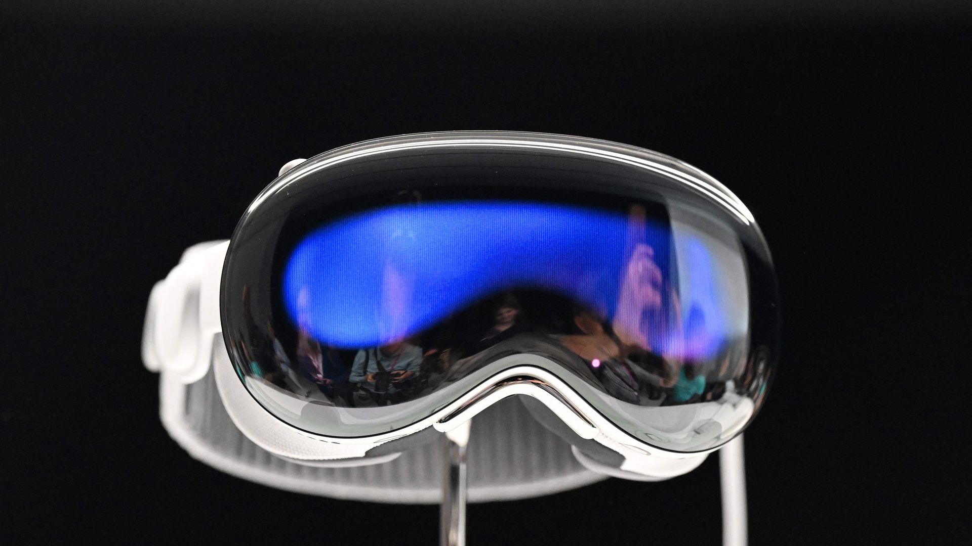 Apple Vision Pro glasses 
