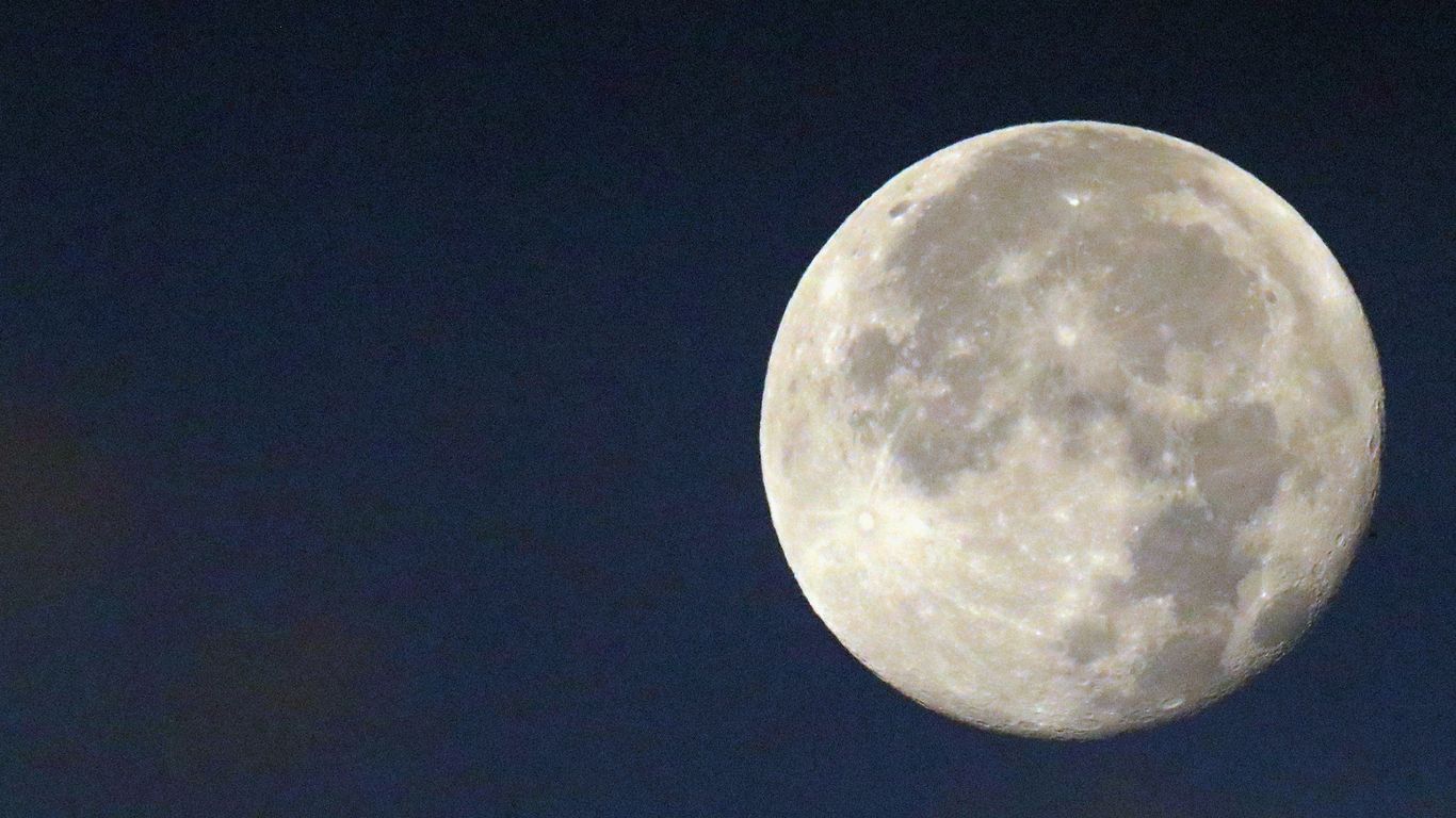 Poll: The Moon is a young person's game