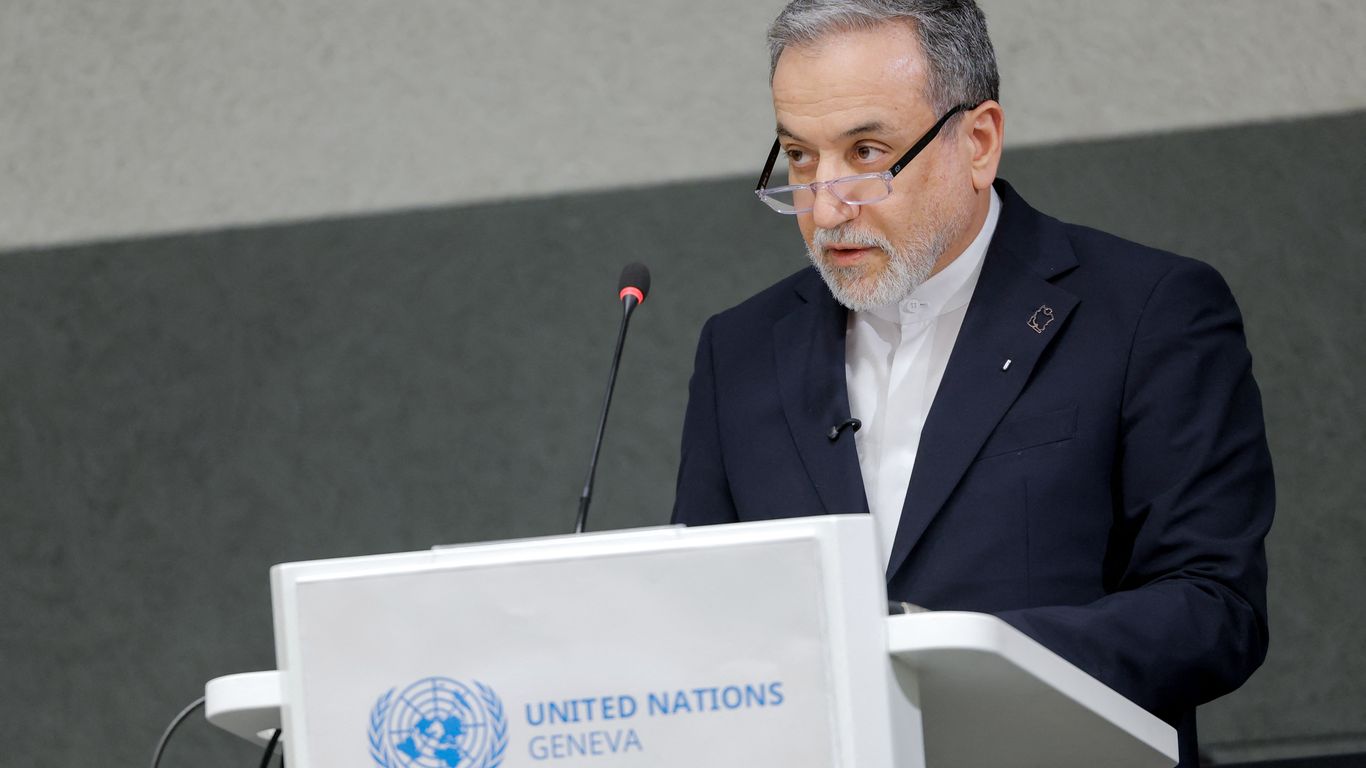 Iran's negotiator claims progress on potential nuclear deal with U.S.