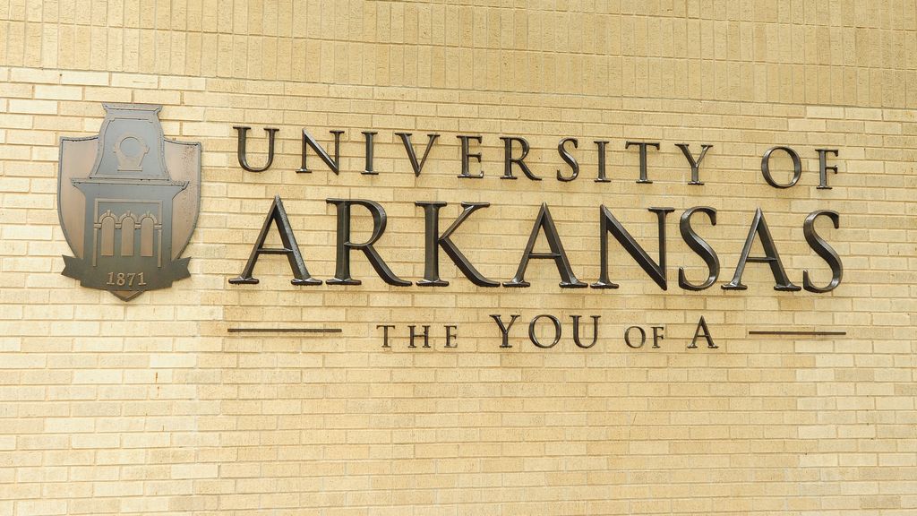 University of Arkansas enrollment on track to set record Axios NW