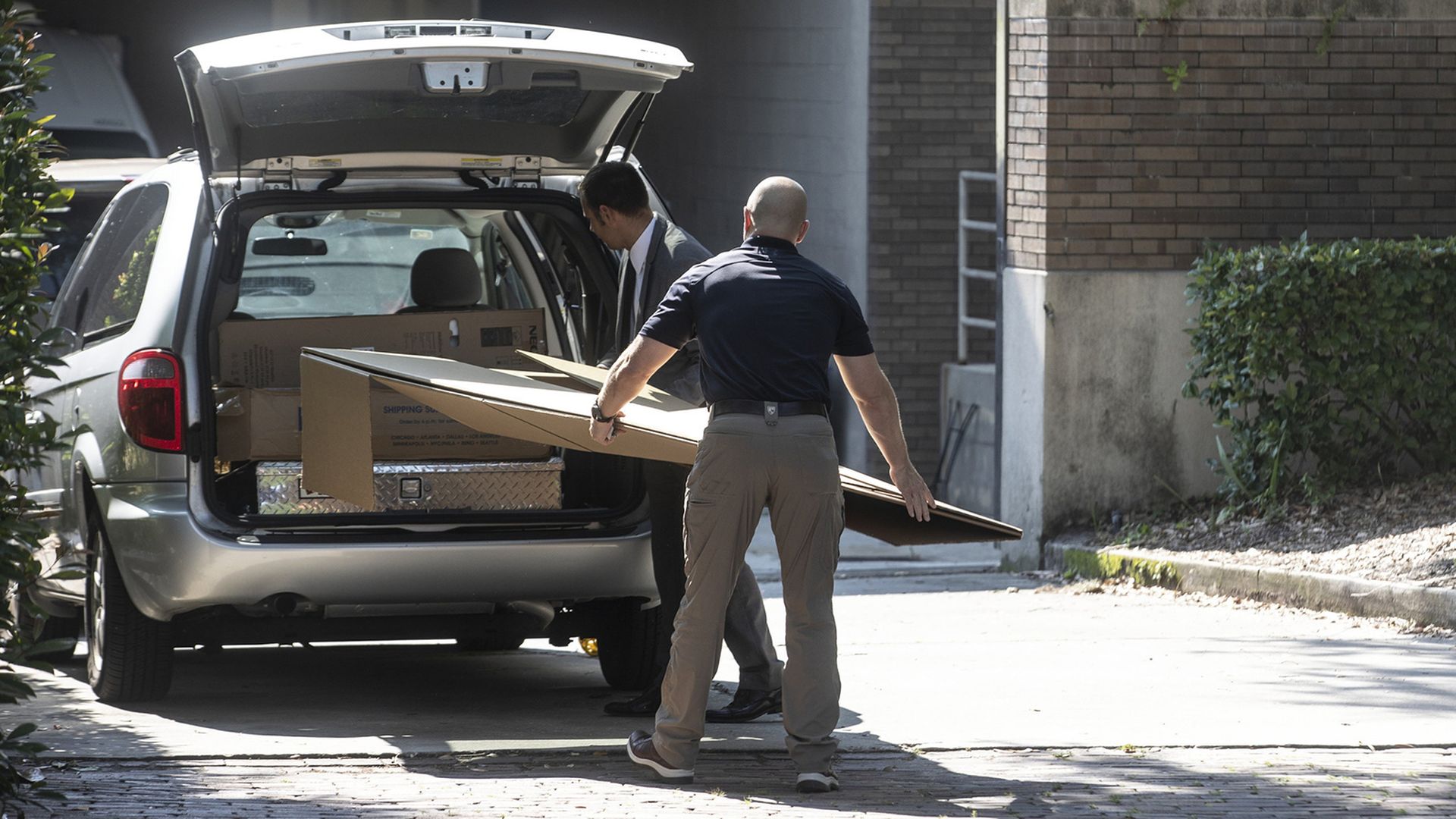 FBI agents at the Orlando Museum of Art Orlando, 