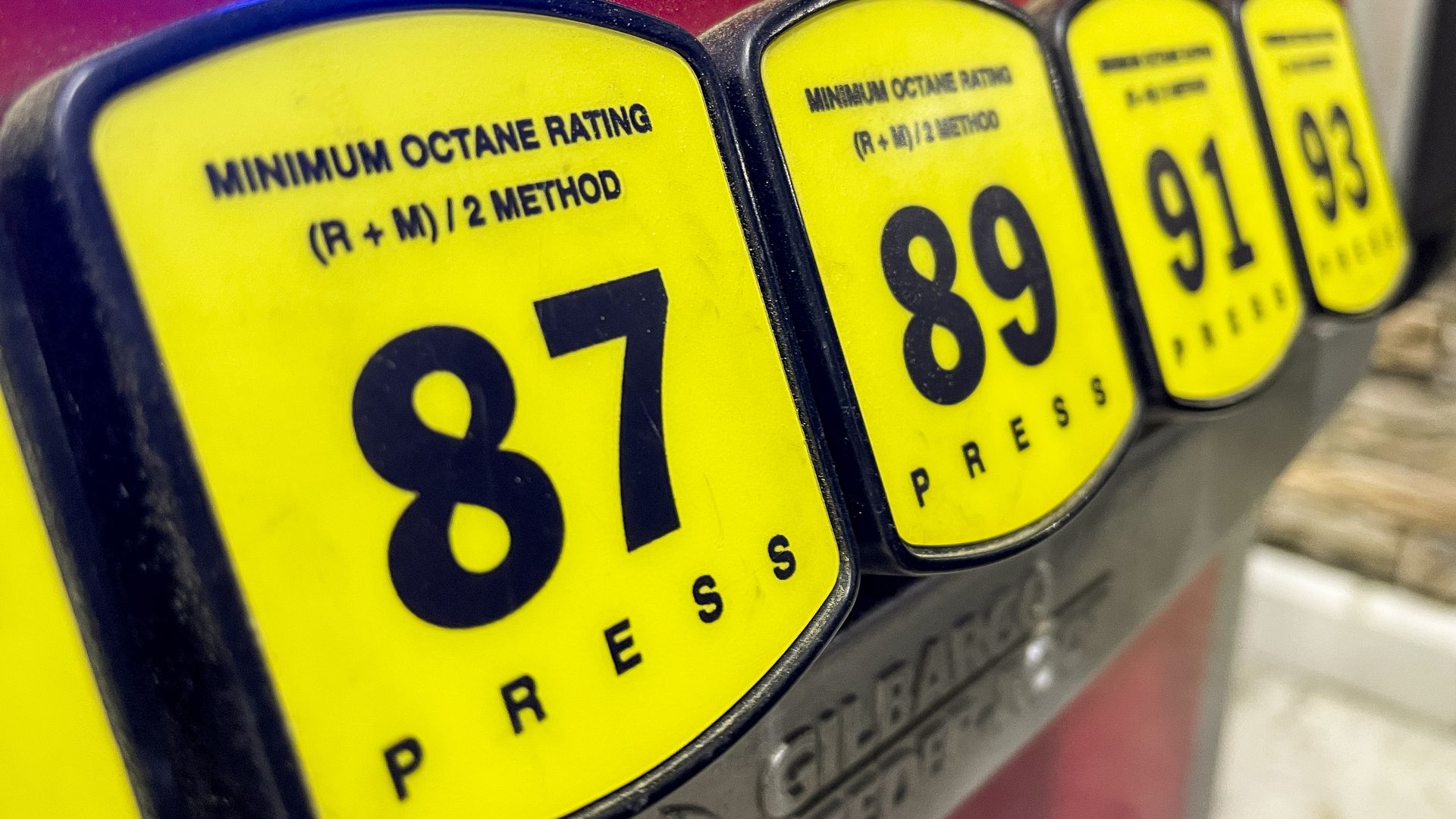 Gas option buttons on the pump.