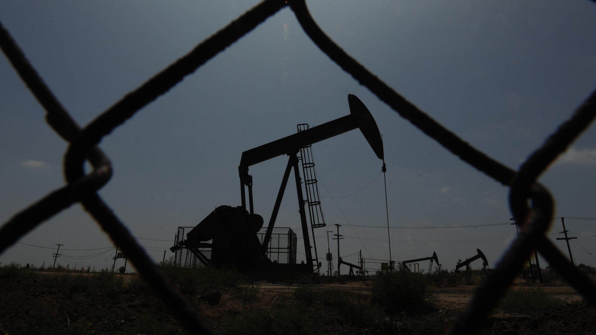 An oil pump in the United States which is helping to keep oil prices down.