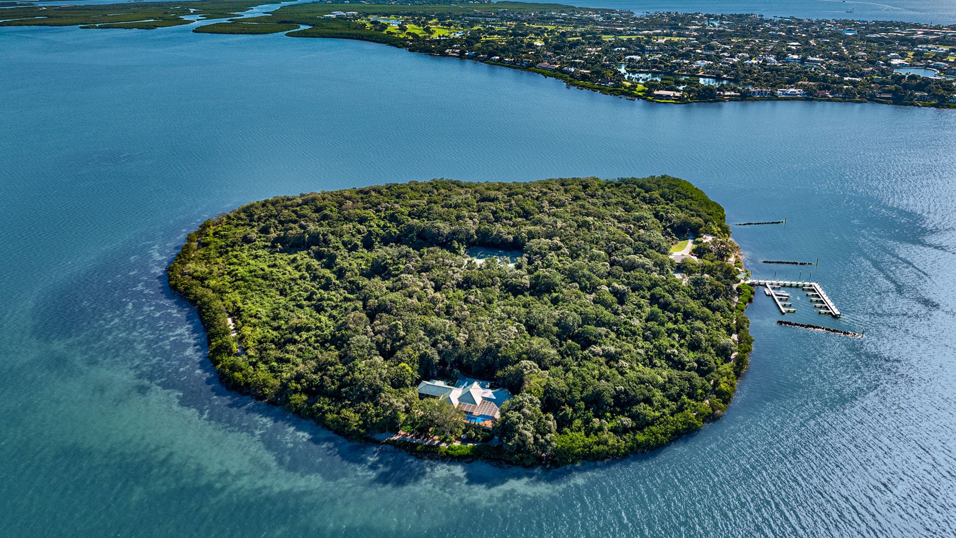 Image of an island off the Florida Keys.