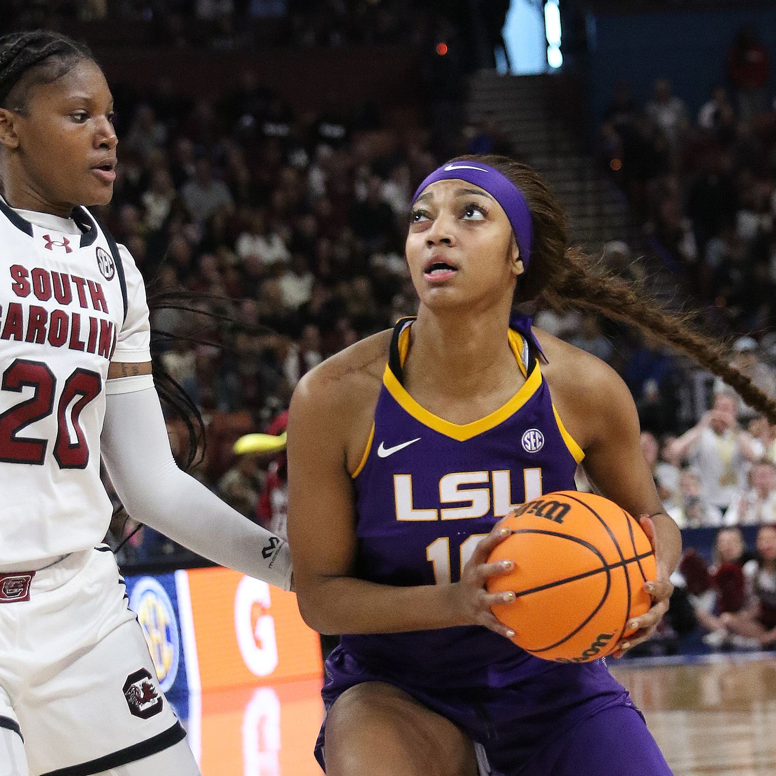 Photo: LSU Defeats Iowa In The NCAA Women's Basketball, 50% OFF