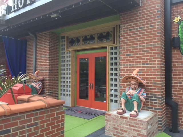 entrance to hot taco
