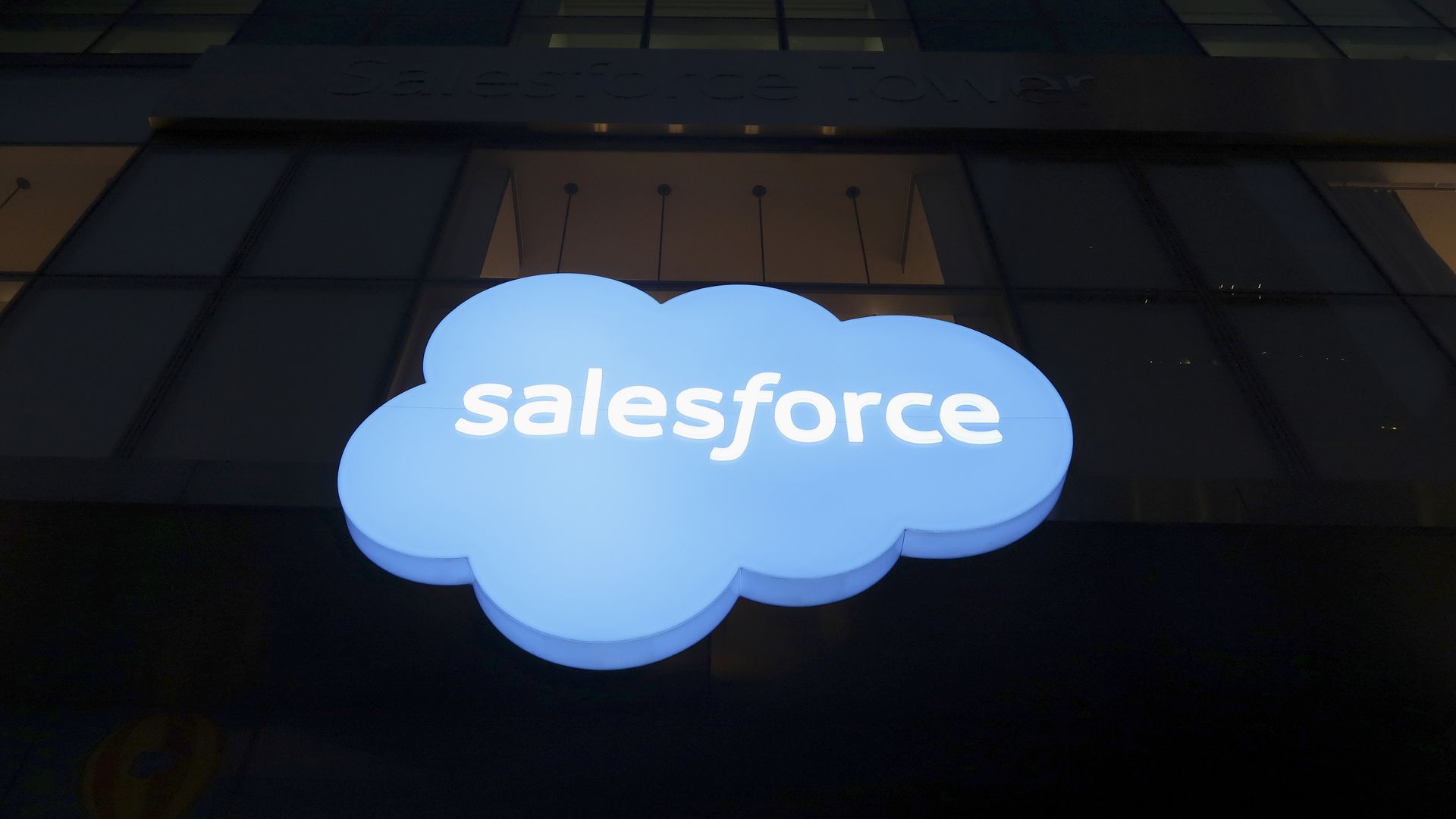 Salesforce cloud logo
