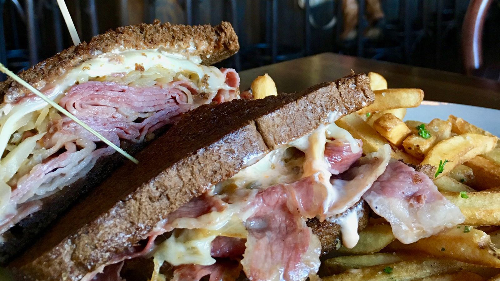 We ate all 39 Reuben sandwiches in Charlotte. Here are the 6 best Axios Charlotte