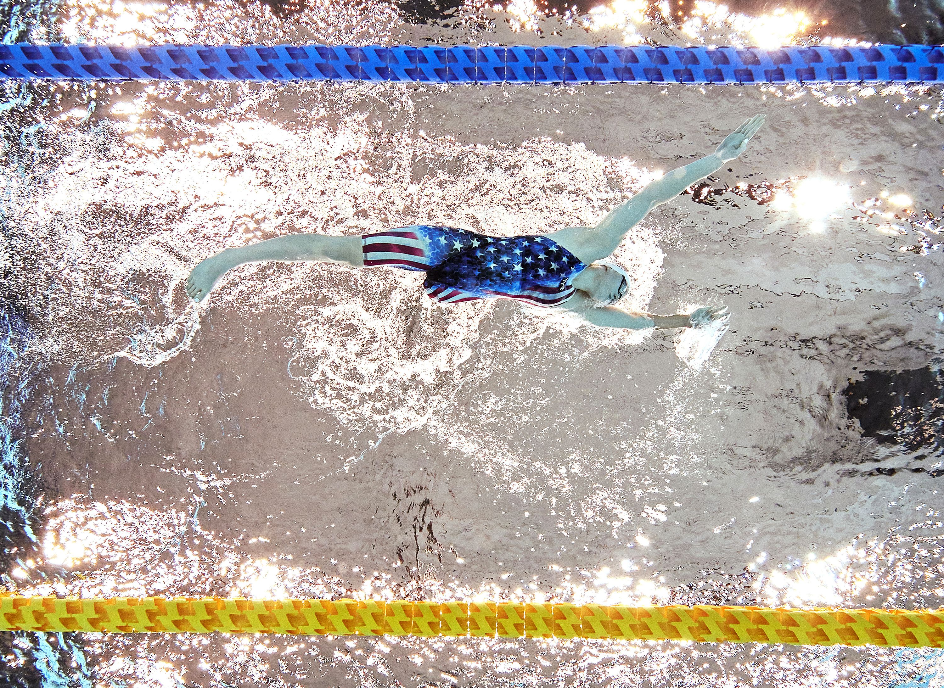 Hannah Aspden competes in the women's 200-meter individual medley in the Tokyo 2020 Paralympic Games. Photo: Adam Pretty/Getty Images