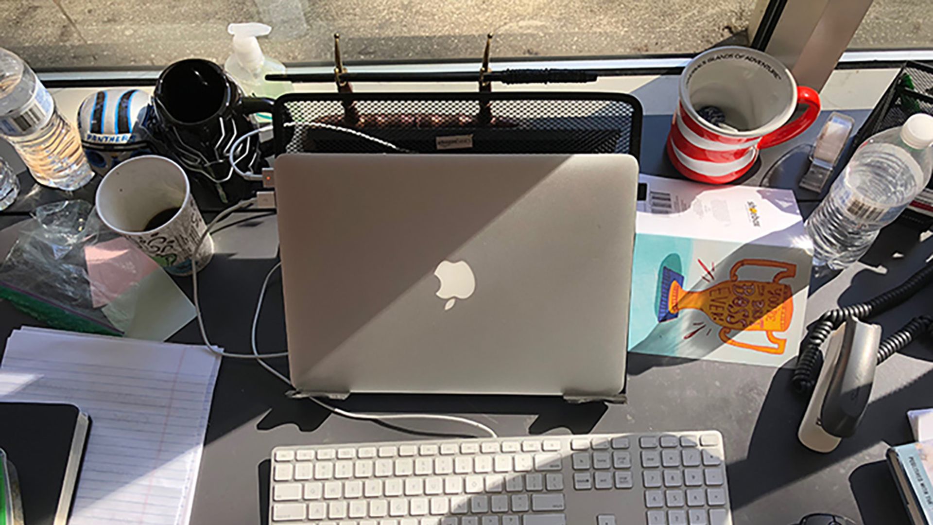 Munro Richardson_Read Charlotte_Desk