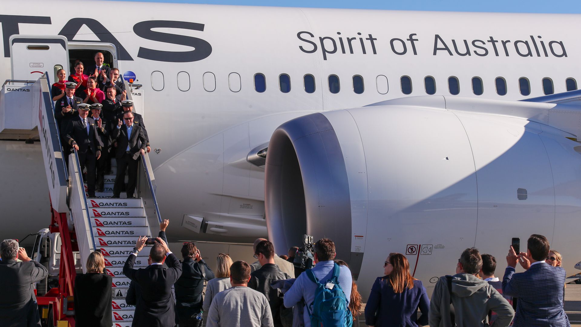  The Qantas plane that flew 19 hours nonstop from Sydney to New York City.