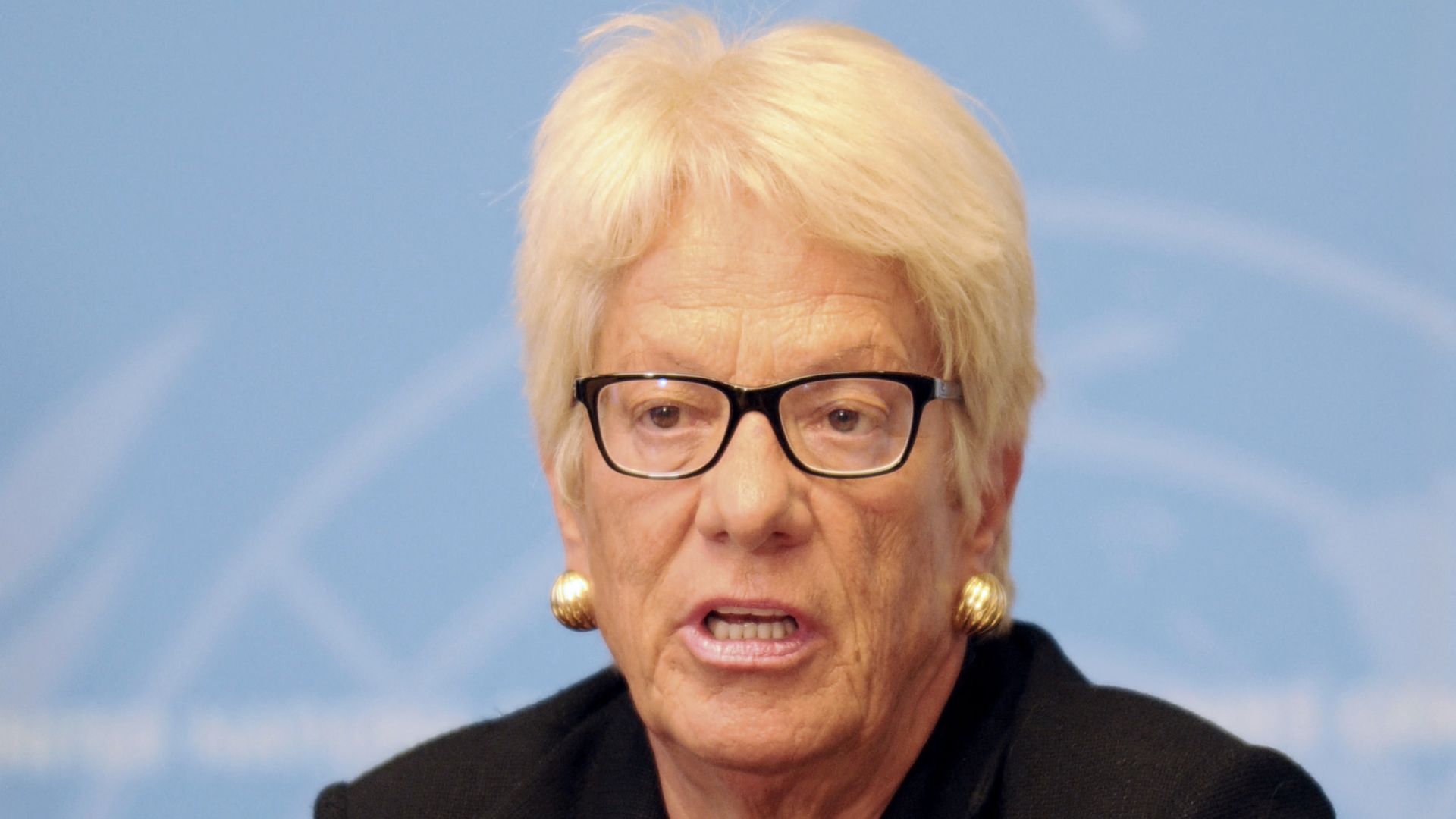 Members of the UN commission of inquiry on Syria Italy's Carla Del Ponte gives a press conference, on September 3, 2015 at the United Nations building in Geneva. 