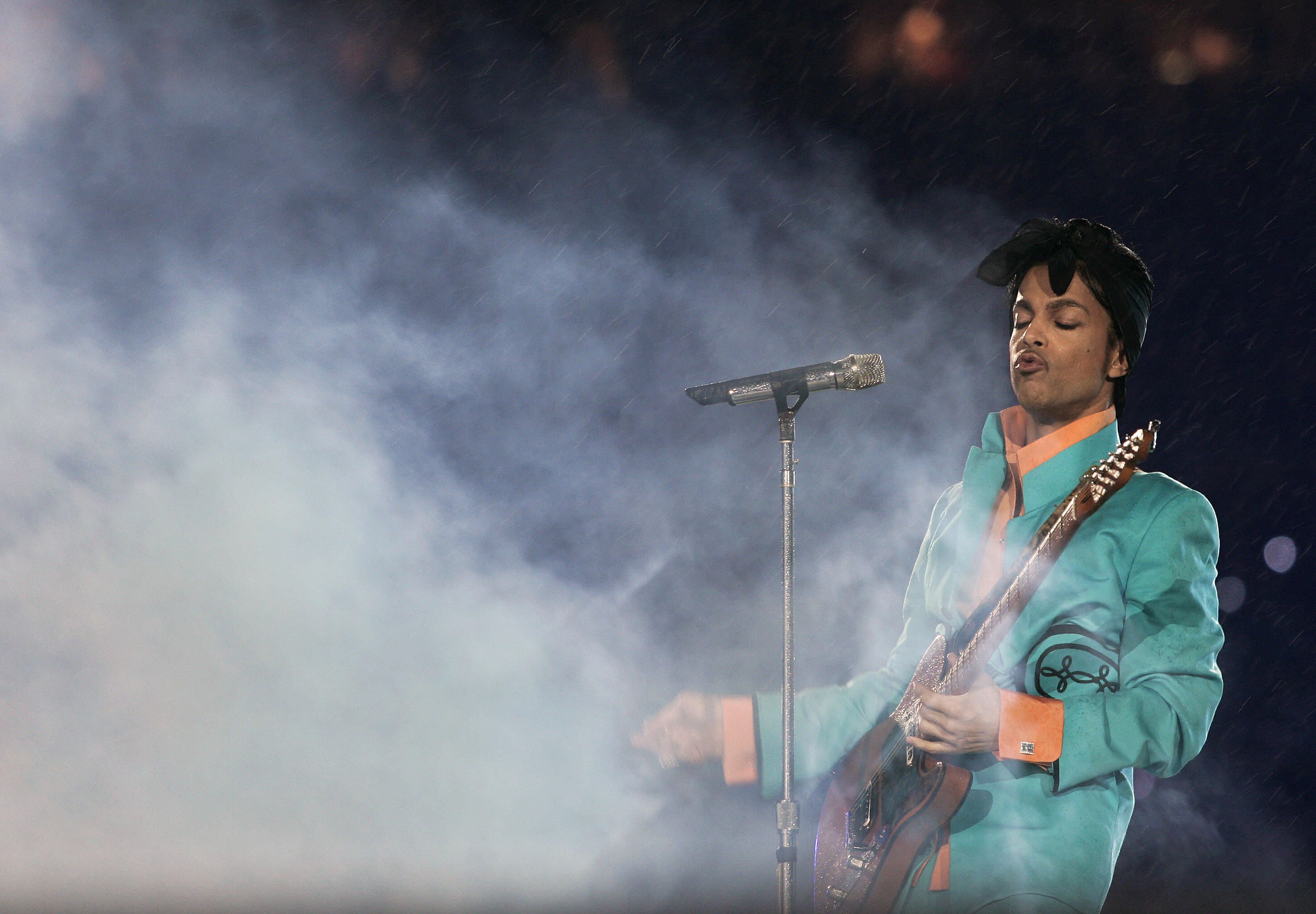 Prince performing at halftime