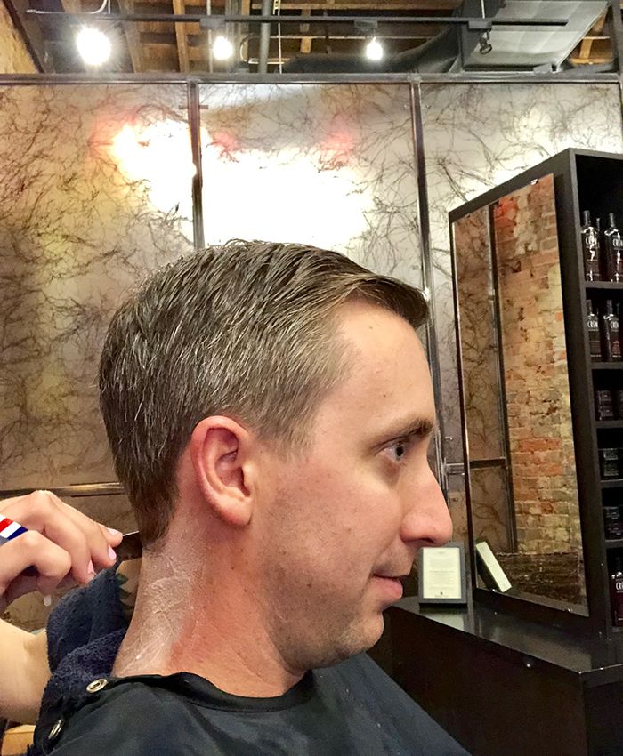 neck-shave-at-emerson-joseph-charlotte