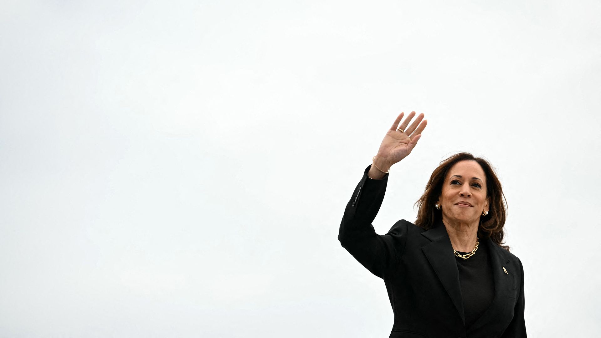 Kamla Harris waving.