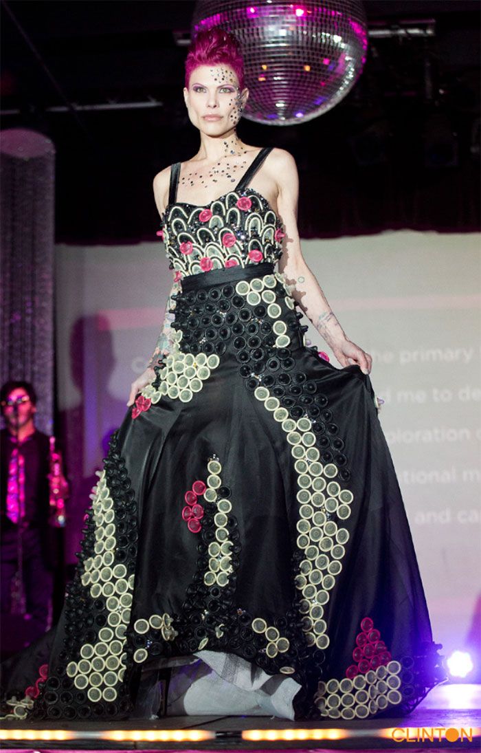 condom-fashion-show