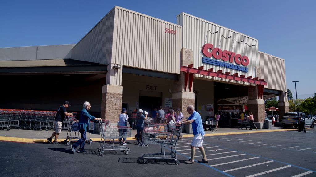 Costco fee increases by 5