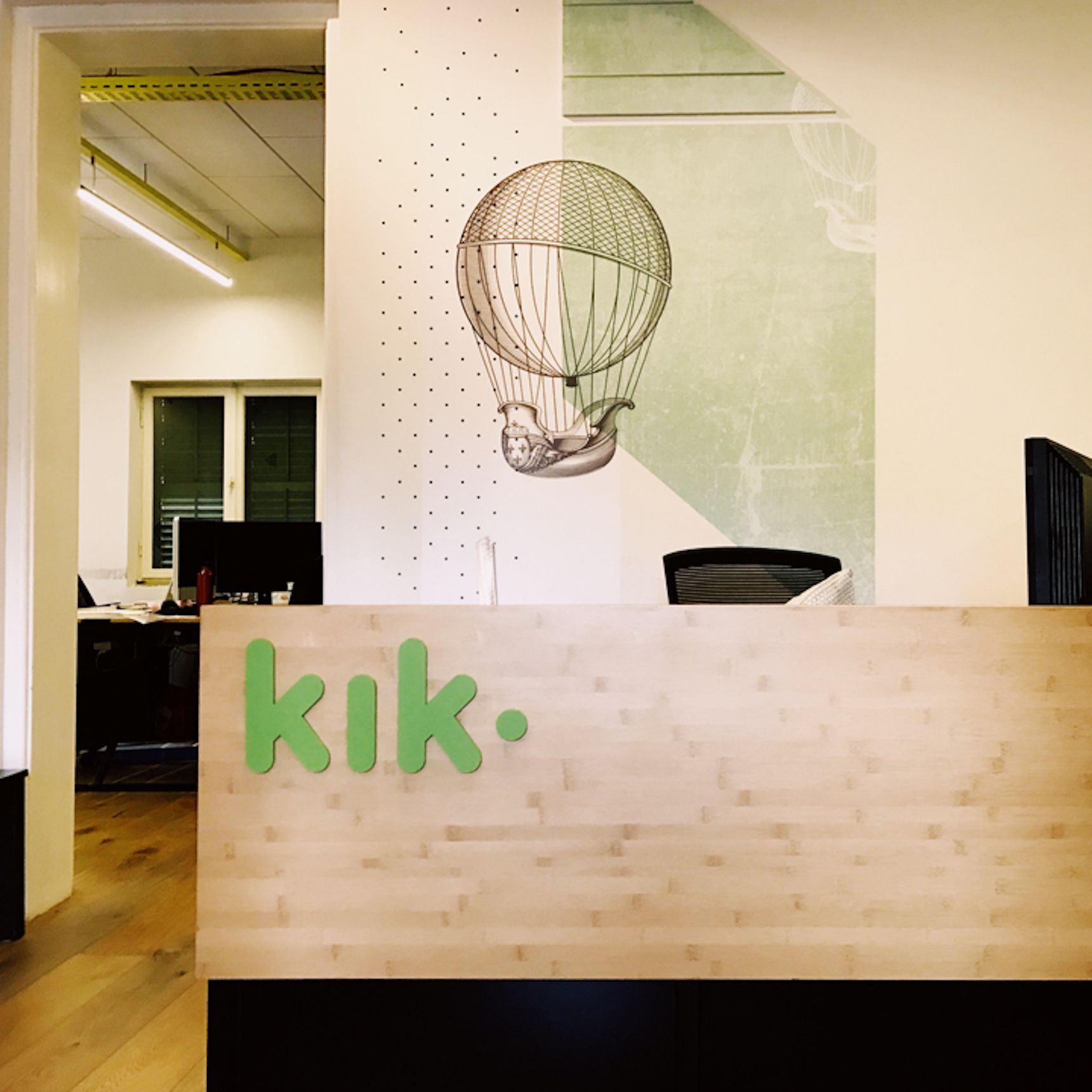 Kik to shut down chat app, focus on cryptocurrency legal fight