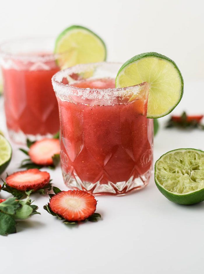 Strawberry-Lime-Frozen-Margarita