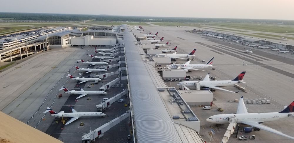 Delta planes shown docked at DTW.