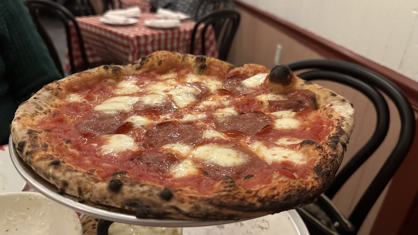 Nighthawk Napoletana brings pizza back to Algiers Point - Axios New Orleans