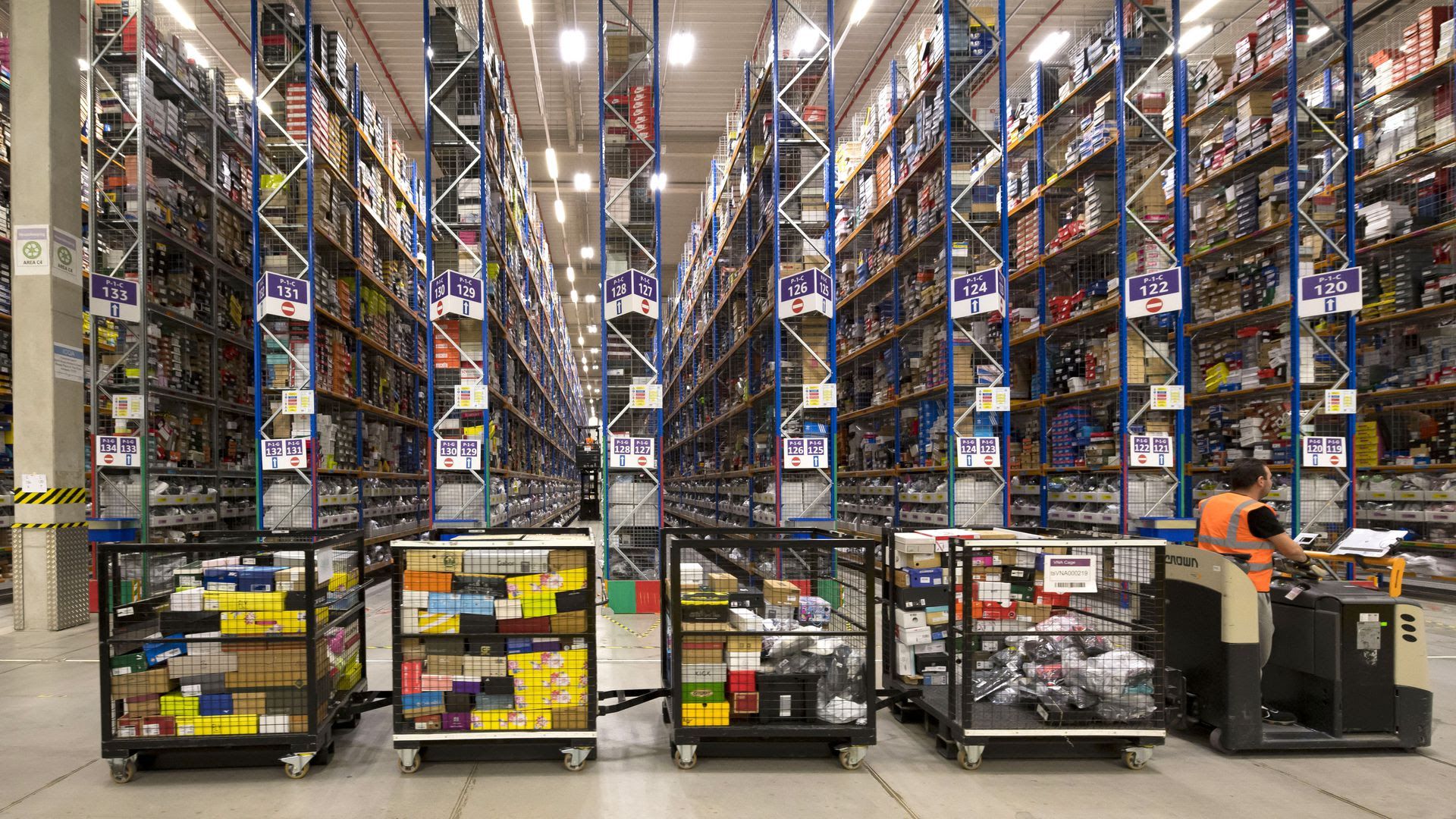 An Amazon fulfillment center, fully stocked for Black Friday. Photo: Matthew Horwood/Getty Images