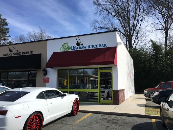 One Life Raw Juice Bar opens today in Myers Park look inside Axios Charlotte