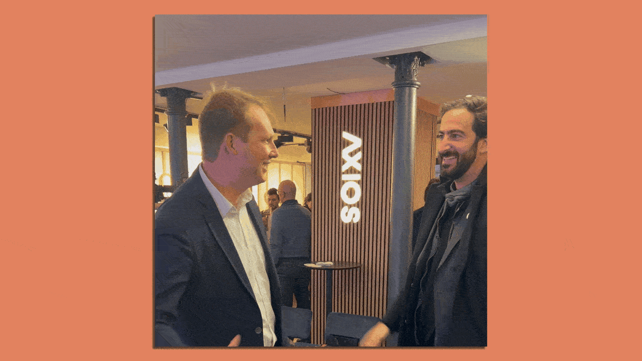 Animation of carbon-capture high five