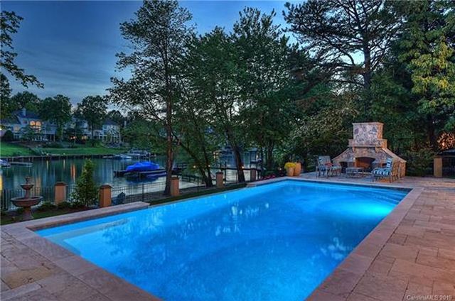 18137-sunset-cove-lane-2