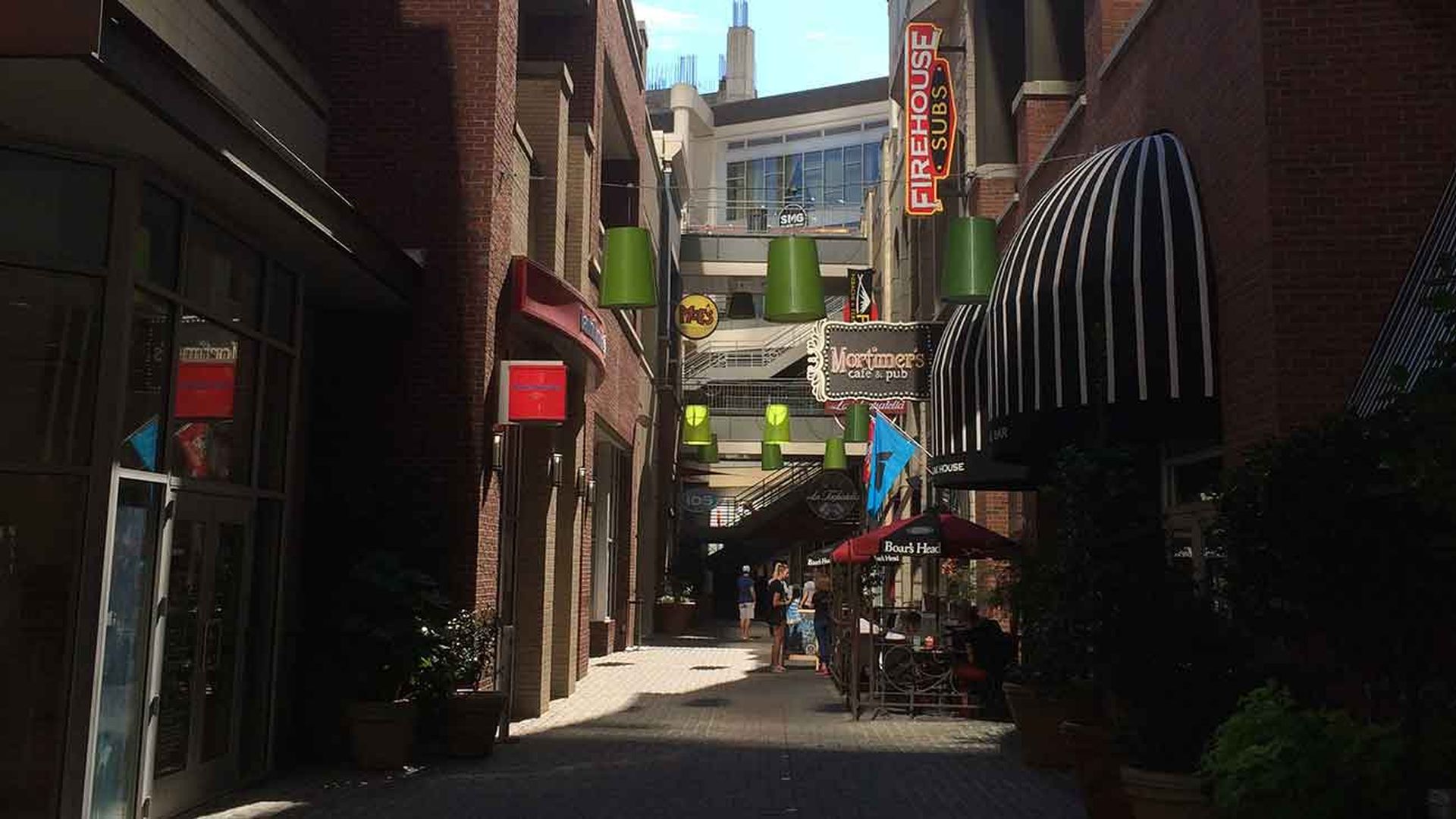 charlotte-epicentre-walkway