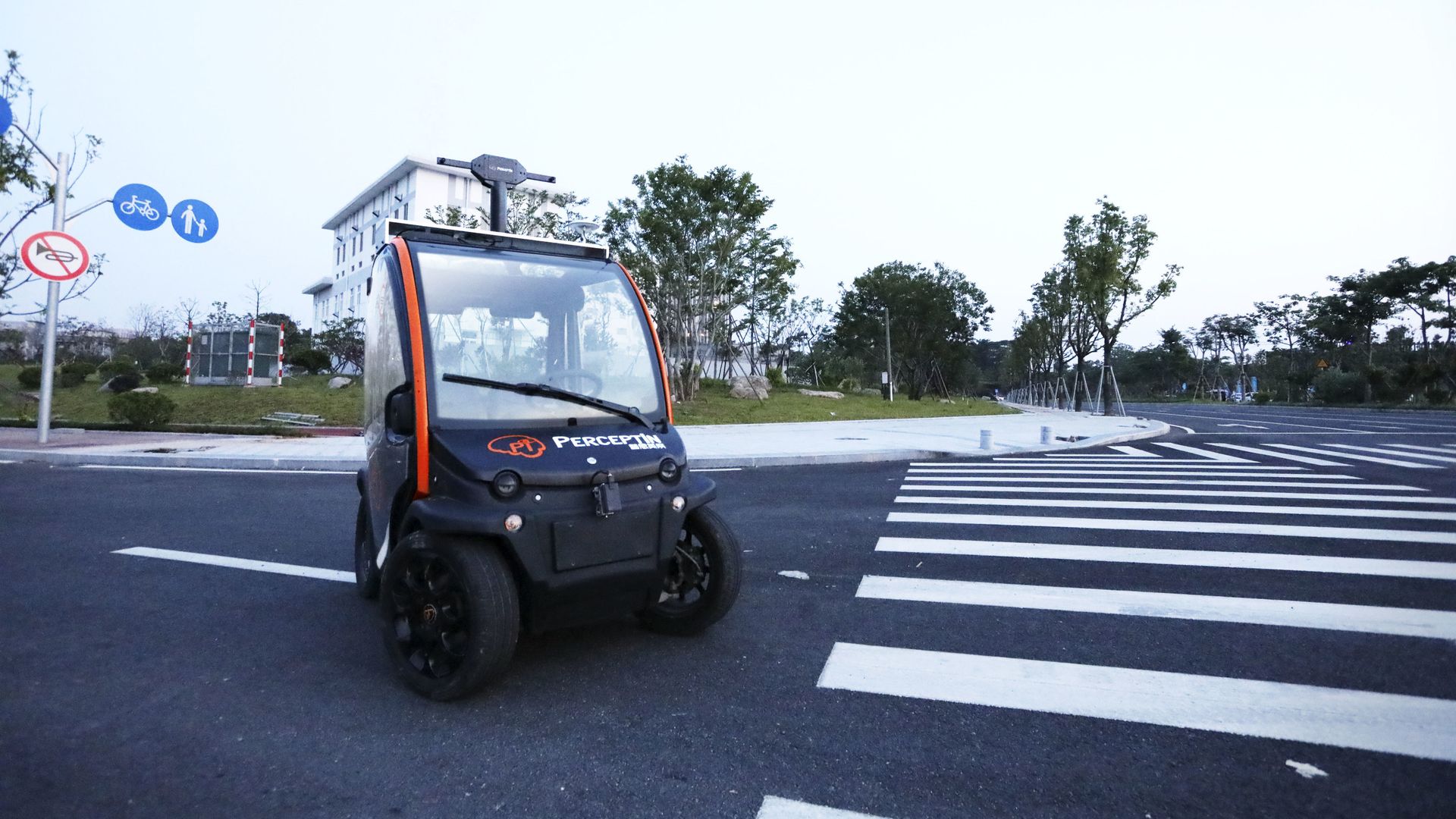 Photo of DragonFly Pod DIY autonomous vehicle