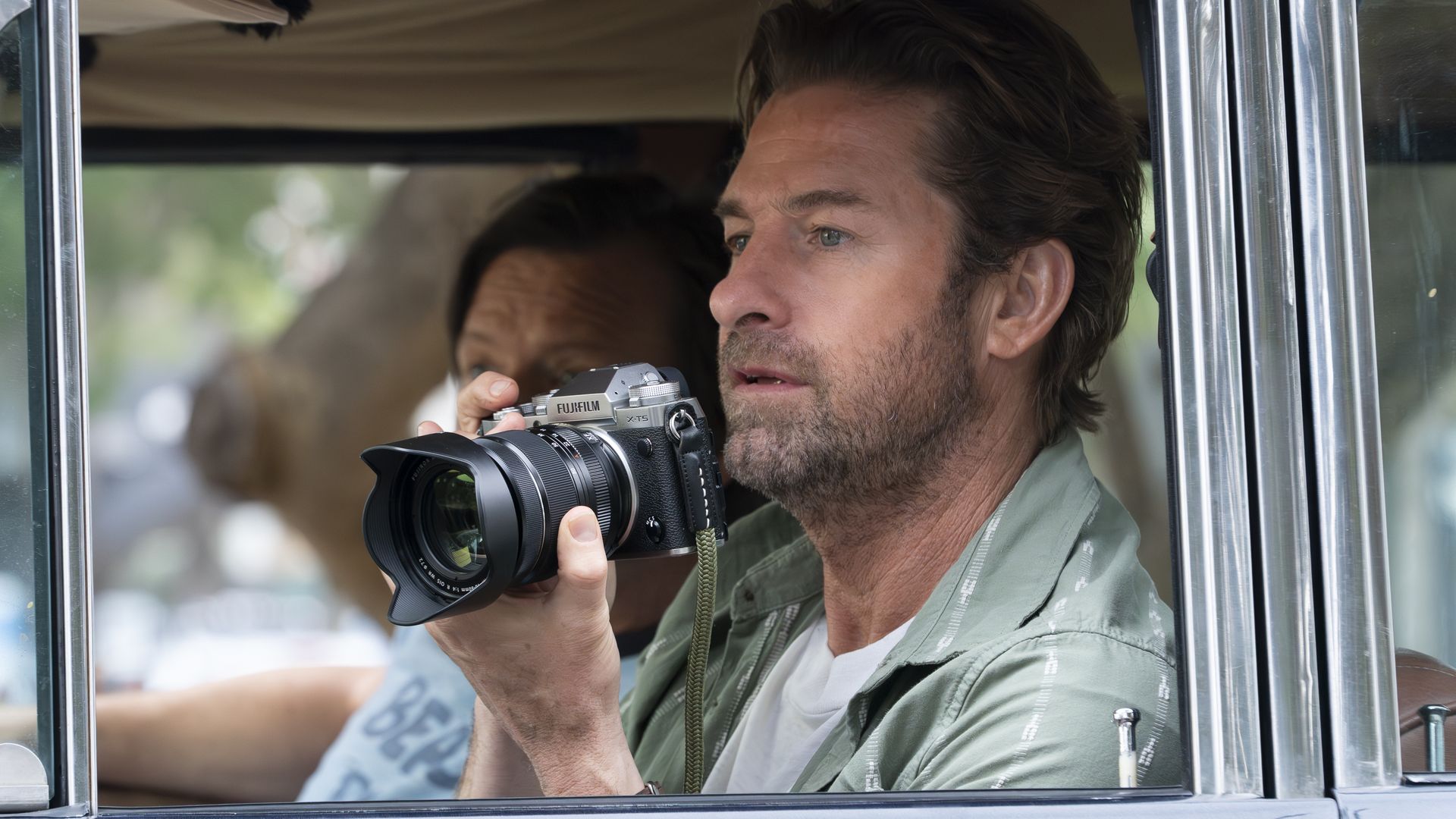 R.J. DECKER - "Burn Notice" - R.J. unravels the truth about a Little League coach whose family is being mysteriously targeted. Meanwhile, R.J.'s parole officer worries that he is pushing the boundaries of his conditional release. TUESDAY, MARCH 31 (10:00-11:00 p.m. EDT) on ABC. (Disney/John Merrick)