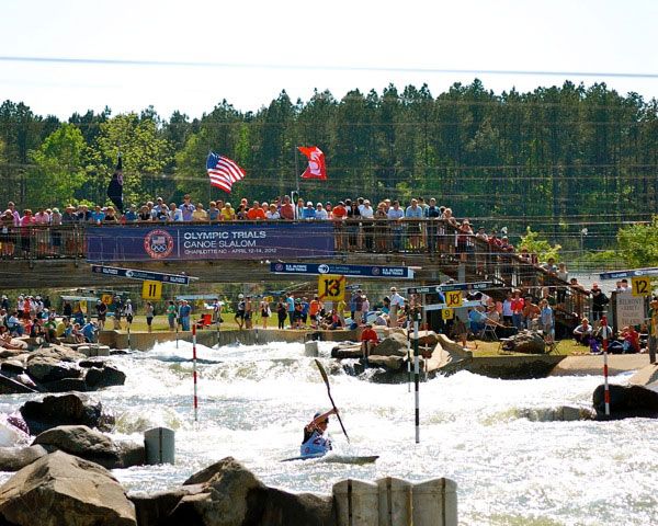 crowd-at-canoe-slalom-trials