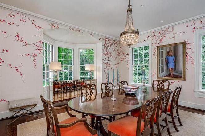 2322 Hopedale Ave dining room