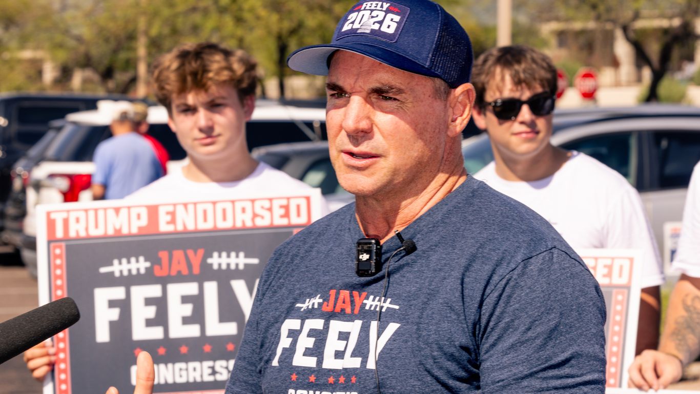 Jay Feely's Trump endorsement could hurt him in November