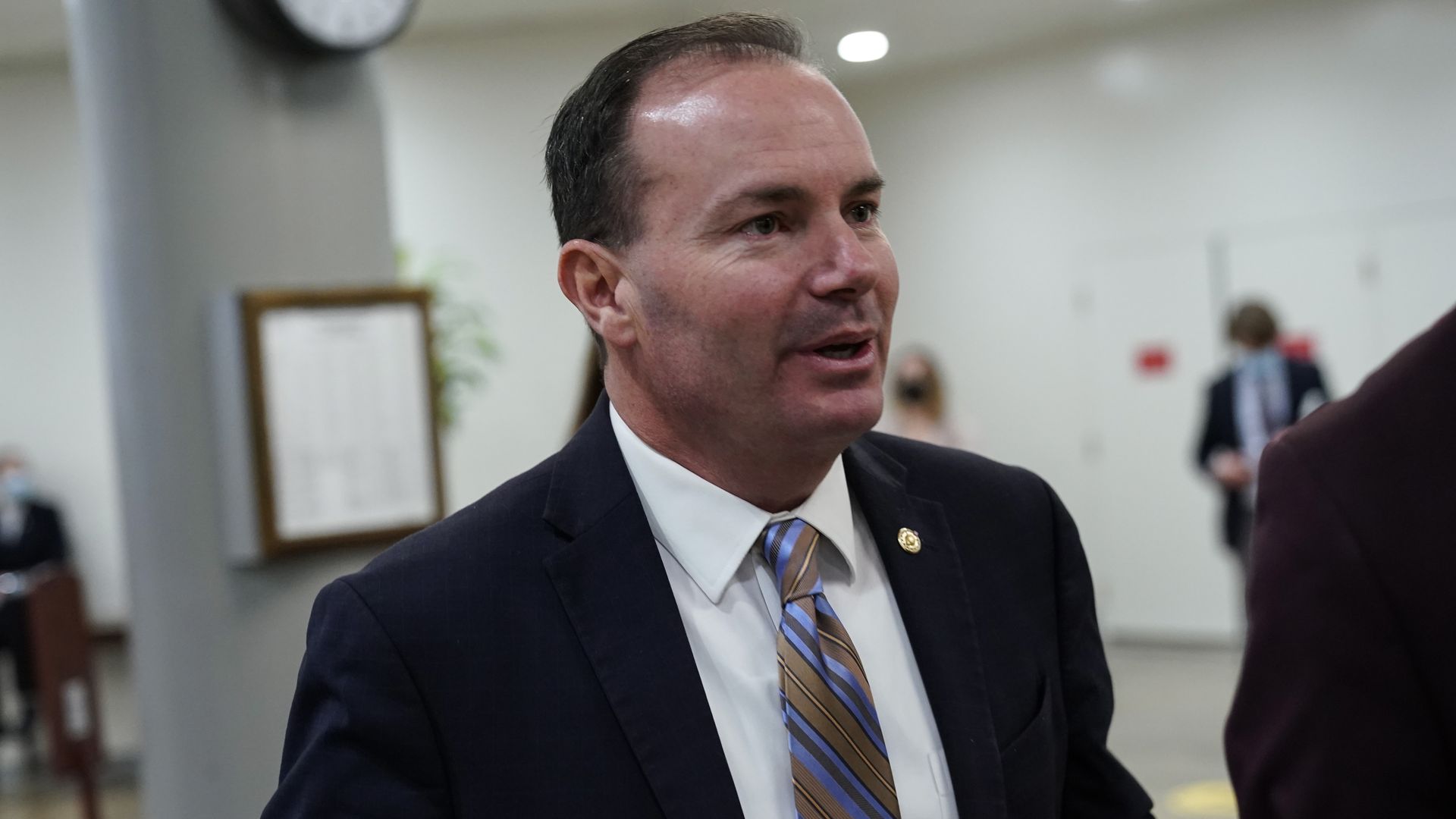 Sen. Mike Lee (R-Utah) in the Capitol in November 2020.
