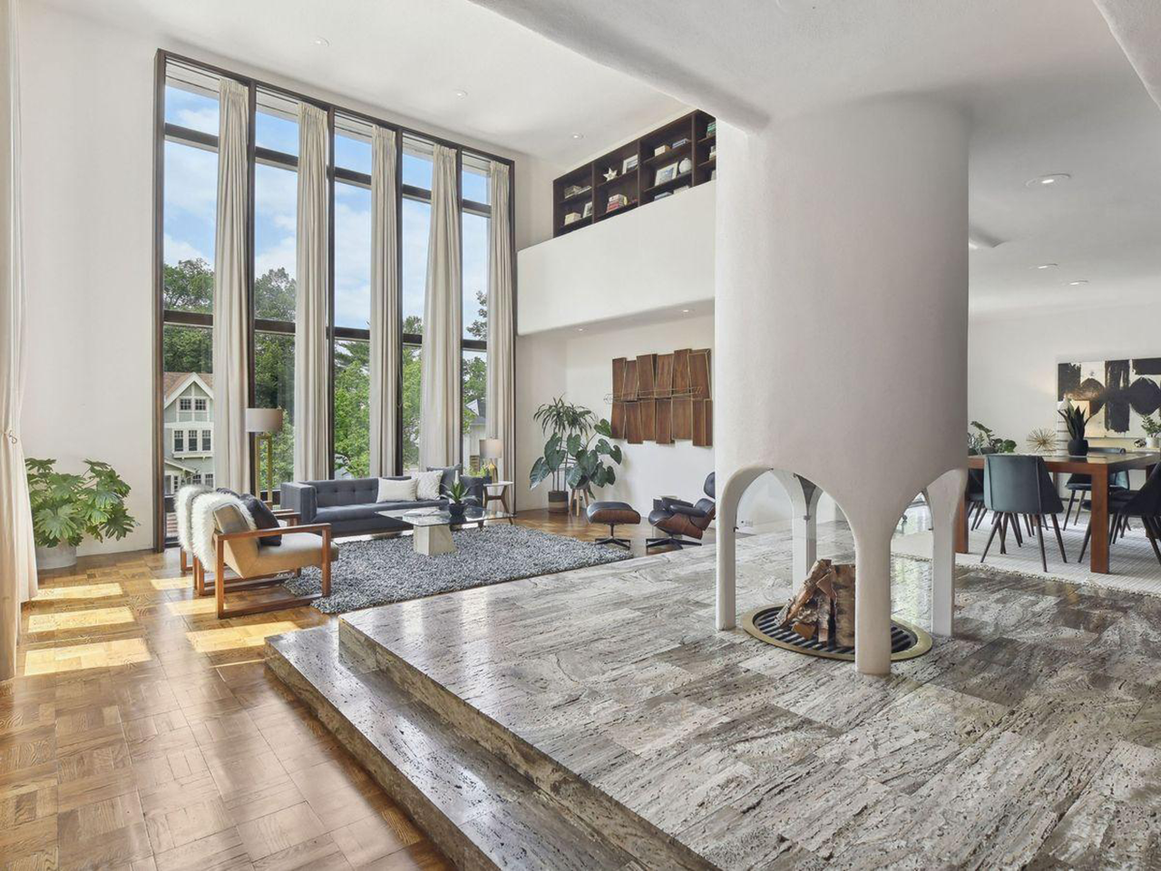 House sitting アクリル画　F3 Architect's nest off Lake Harriet asks $1.5M - Axios Twin Cities