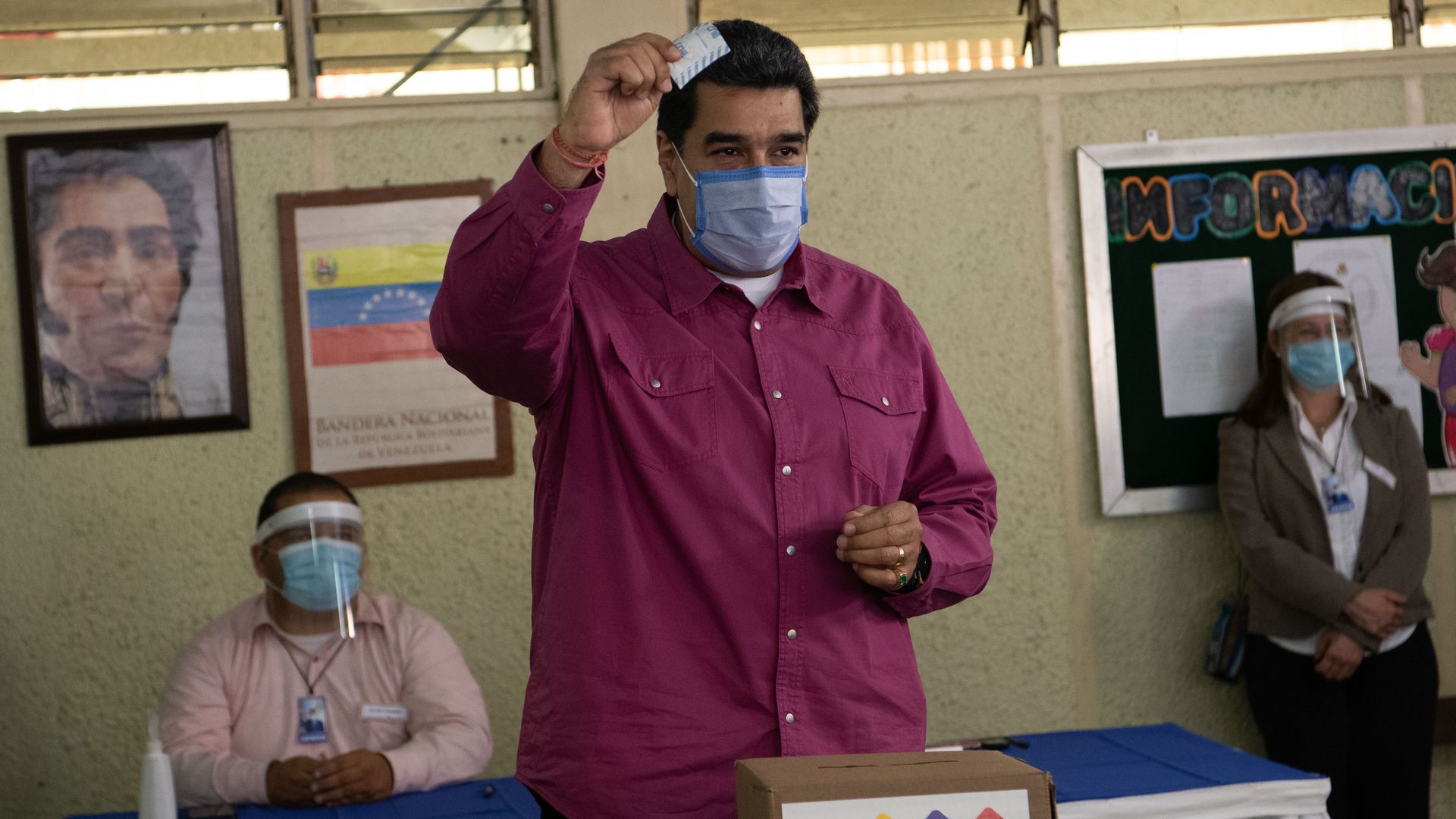 Nicolas Maduro, Venezuela's President holds his vote to put it into a ballot at the ecological school Simon Rodriguez in Fuerte Tiuna in Caracas, on December 6
