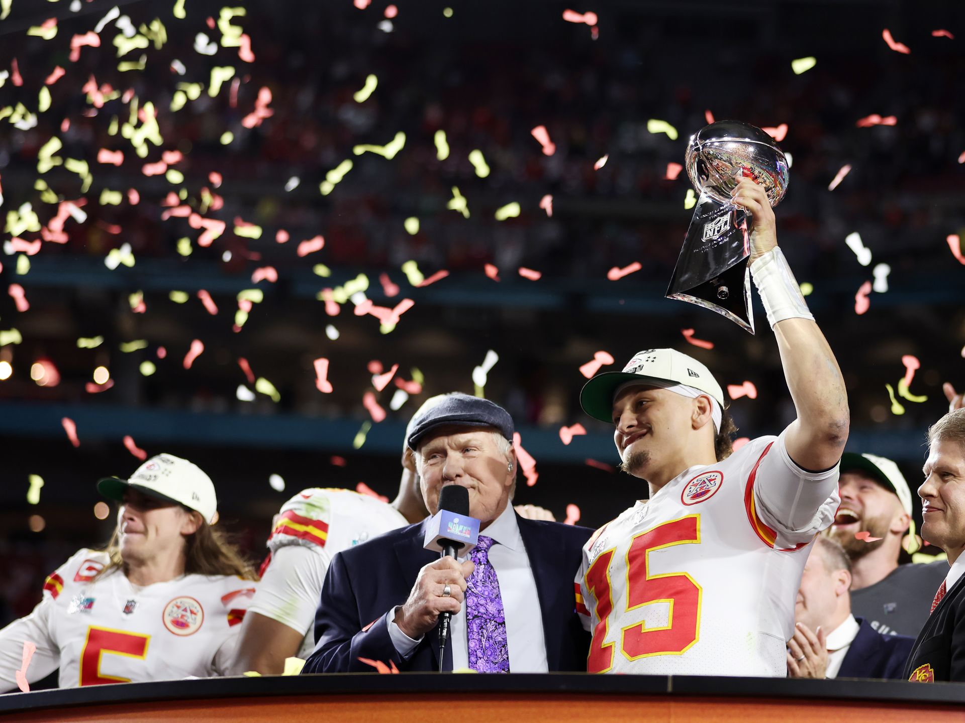 Super Bowl 2023: Chiefs overtake lead, defeat Eagles 38-35