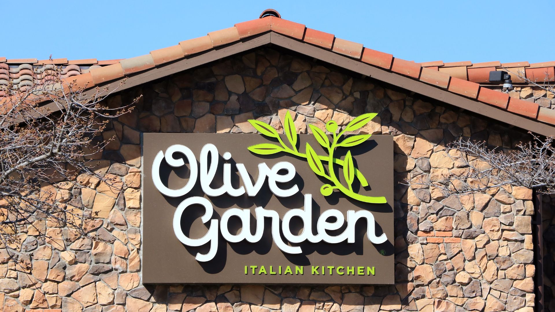 Olive Garden storefront