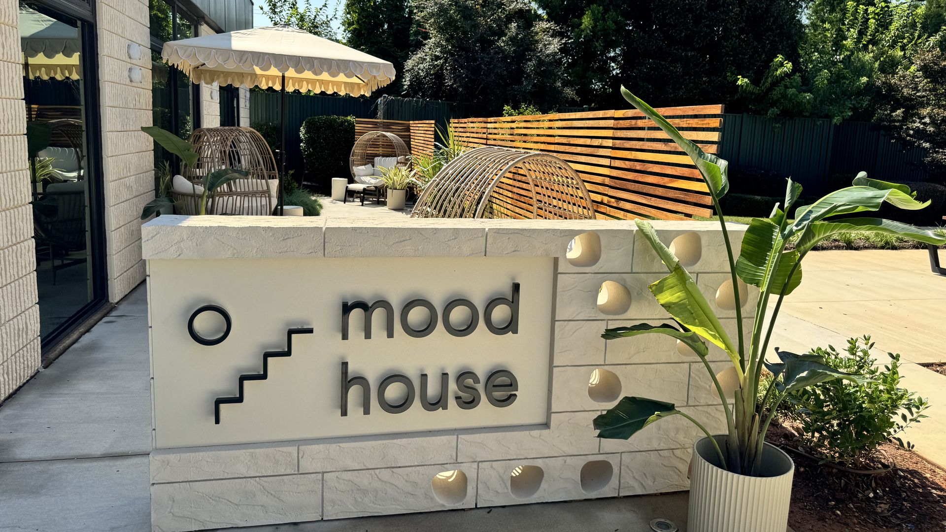 sign that reads mood house