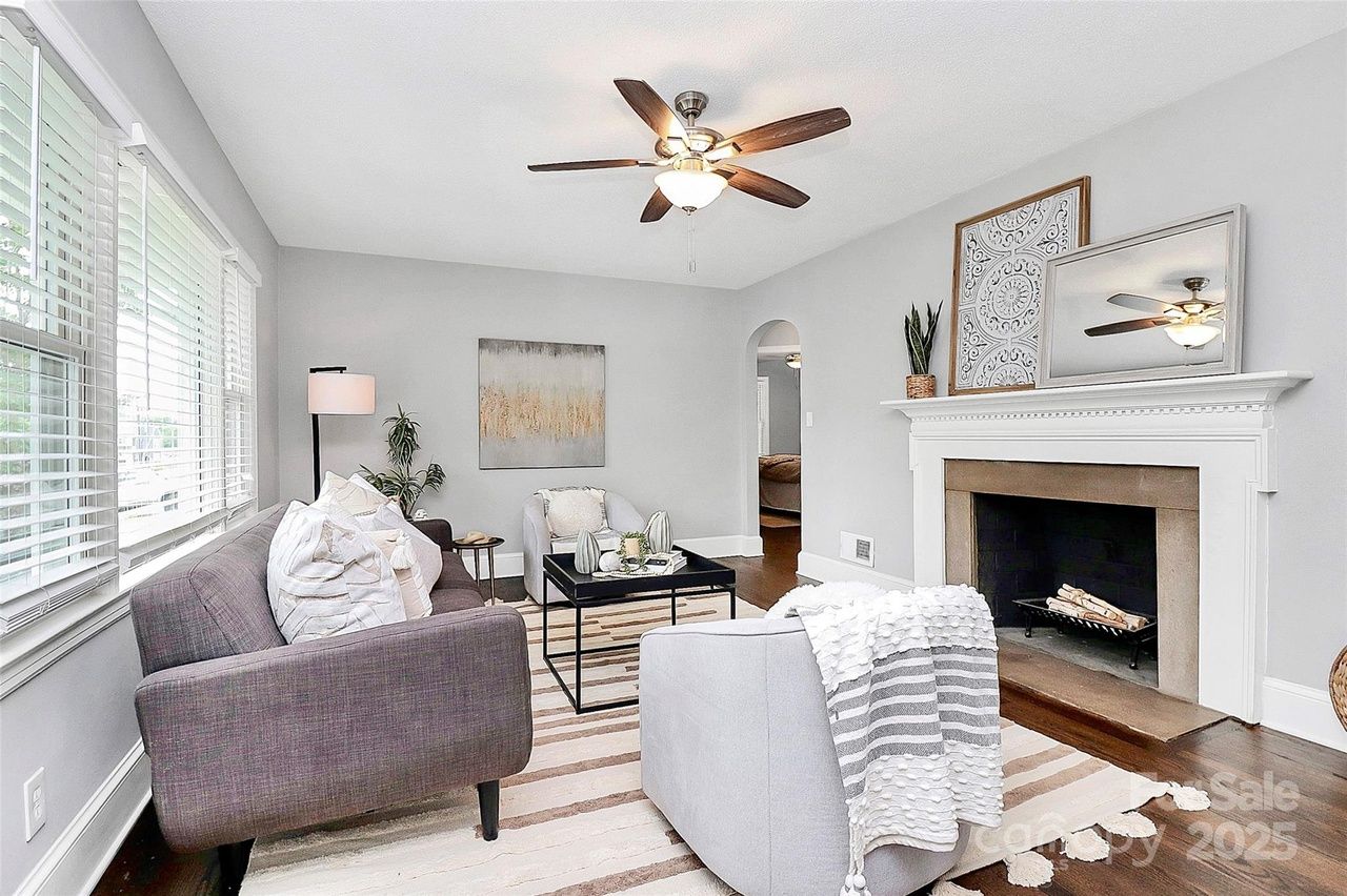 houses with pools for sale in charlotte north carolina