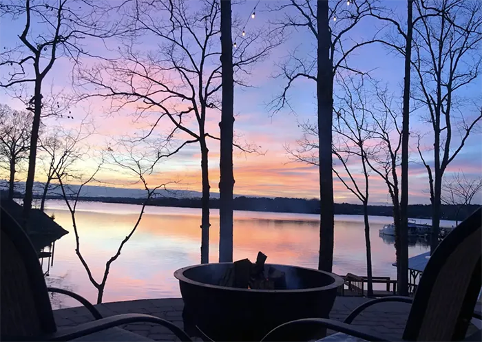 Luxury Waterfront Secluded views