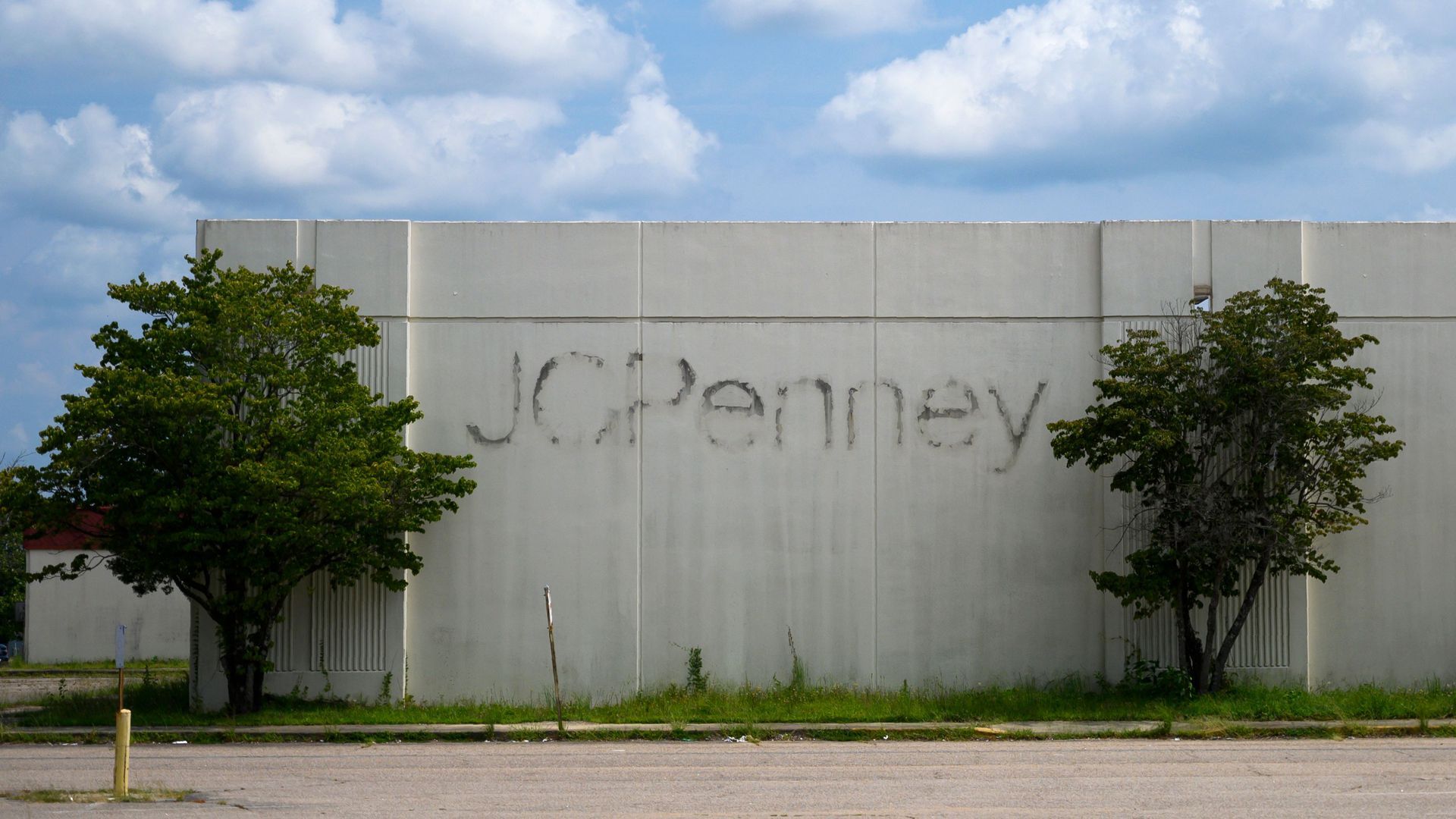 Closed down JCPenny store