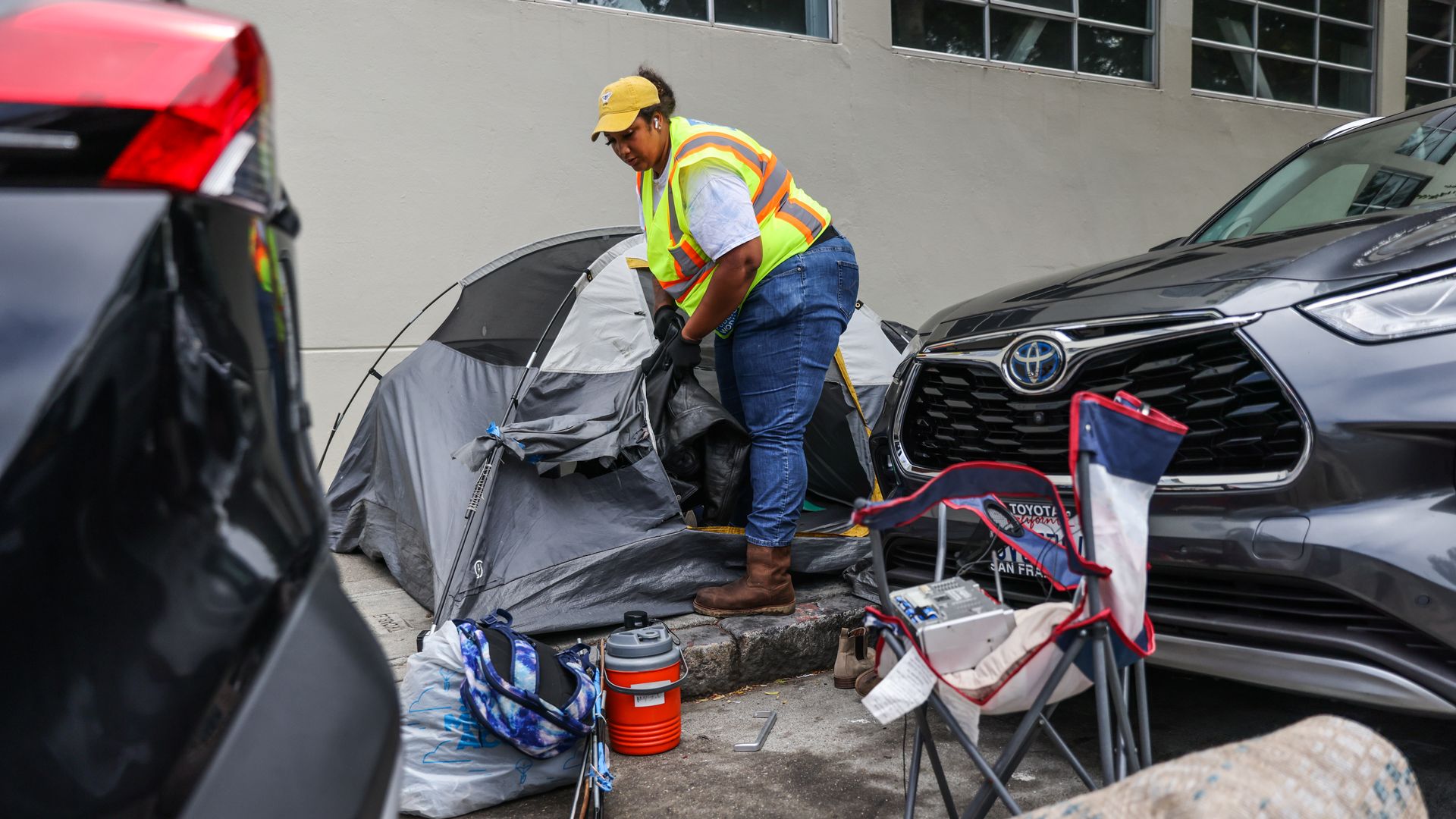 San Francisco to prioritize relocation over shelter for homeless people ...