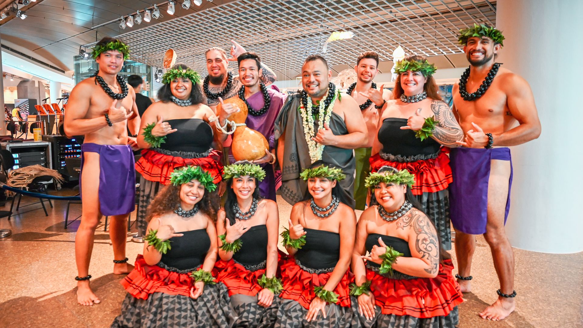 Group photo of Halau Nohona Hawai'i performers.