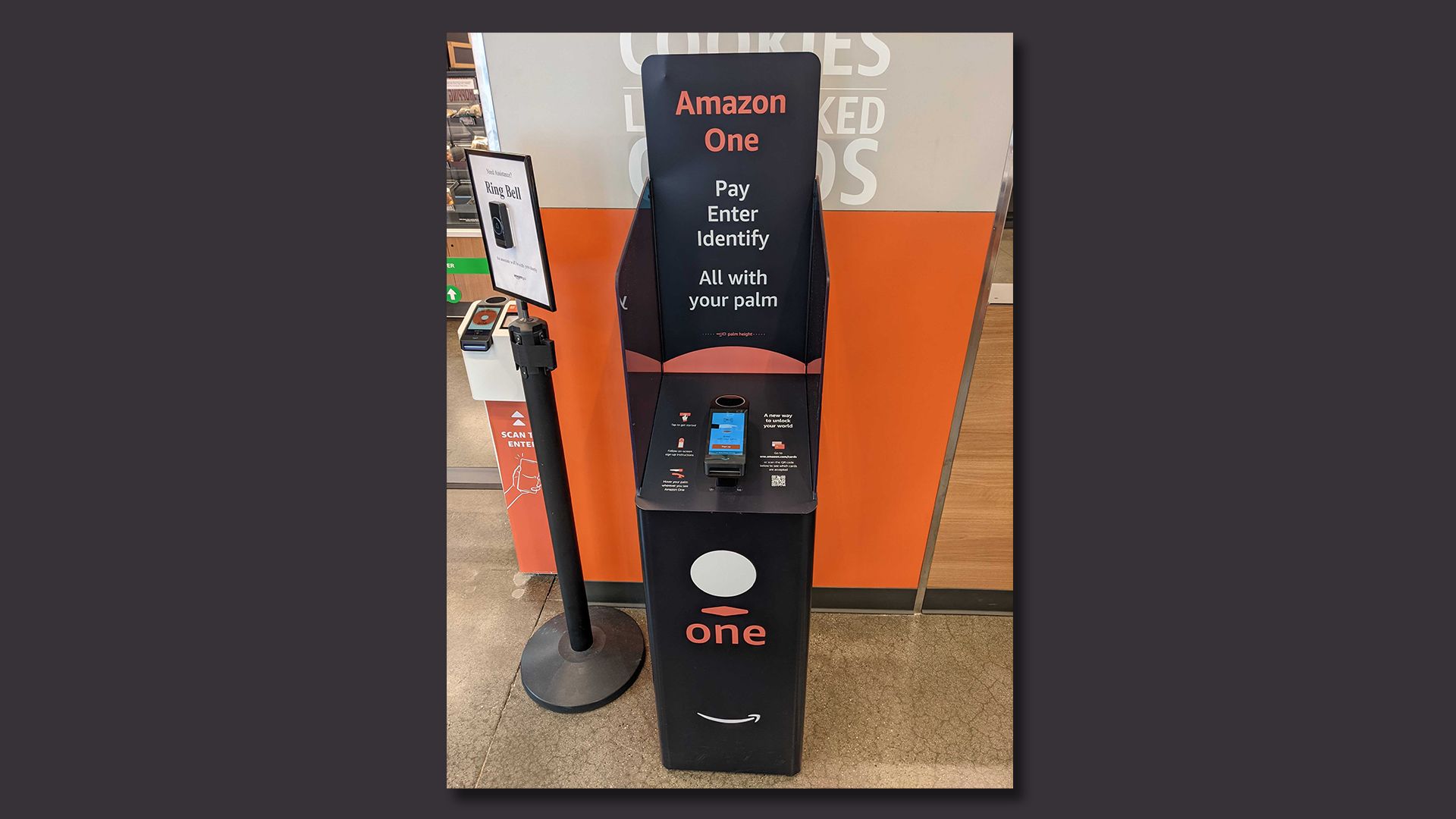 The Amazon One palm reader